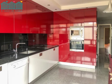 Apartamento T3 para Venda em Glória e Vera Cruz