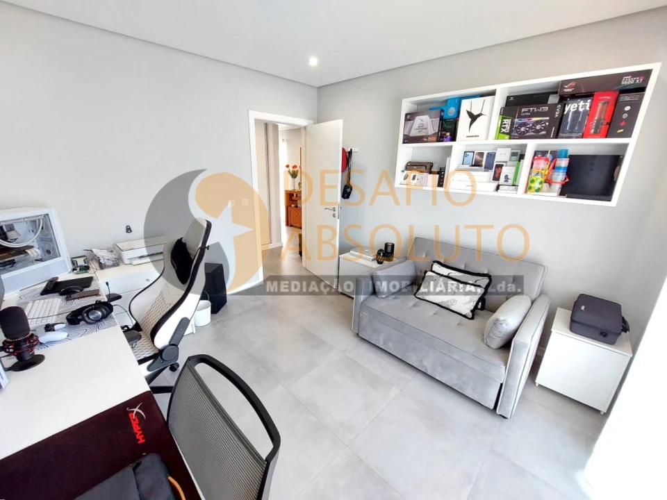 Moradia T4 para Venda em Quinta do Conde Foto 16