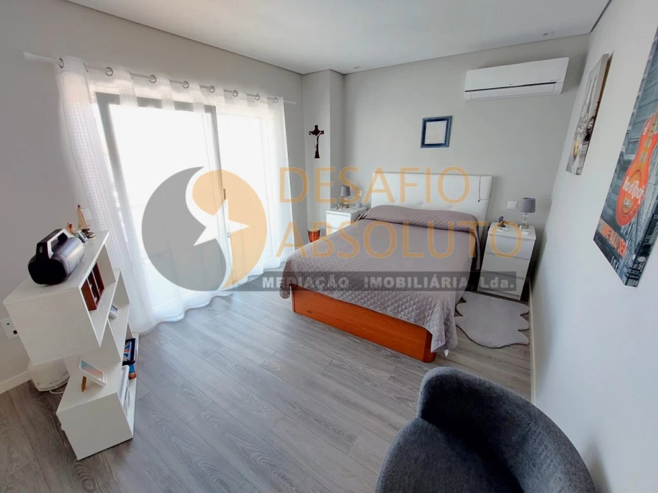 Moradia T4 para Venda em Quinta do Conde Foto 23