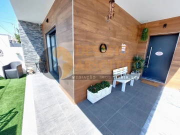Moradia T4 para Venda em Quinta do Conde