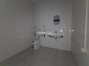 Loja para Arrendamento em Esgueira