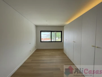 Apartamento T0 para Venda em Esmoriz