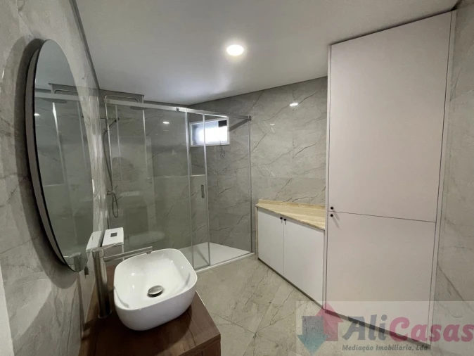 Apartamento T0 para Venda em Esmoriz Foto 22