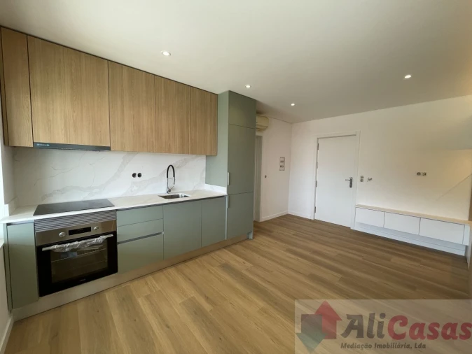 Apartamento T0 para Venda em Esmoriz Foto 8
