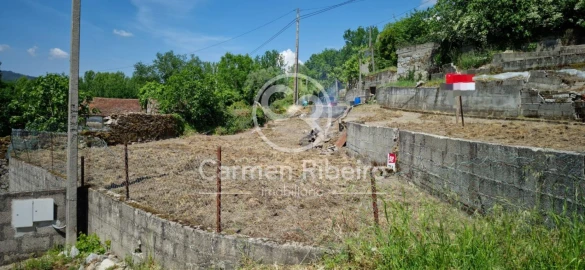 Terreno para Venda em Fornelos