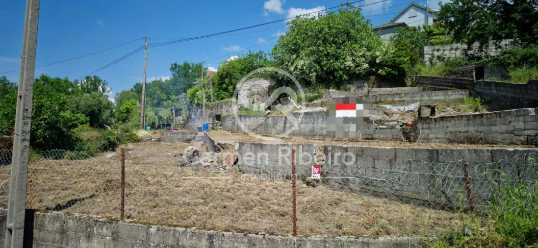 Terreno para Venda em Fornelos Foto 3