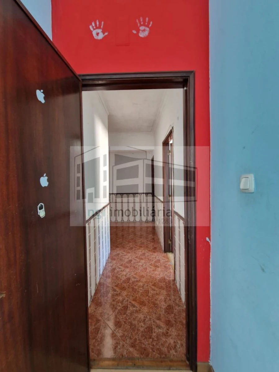 Apartamento T2 para Venda em Odivelas Foto 8