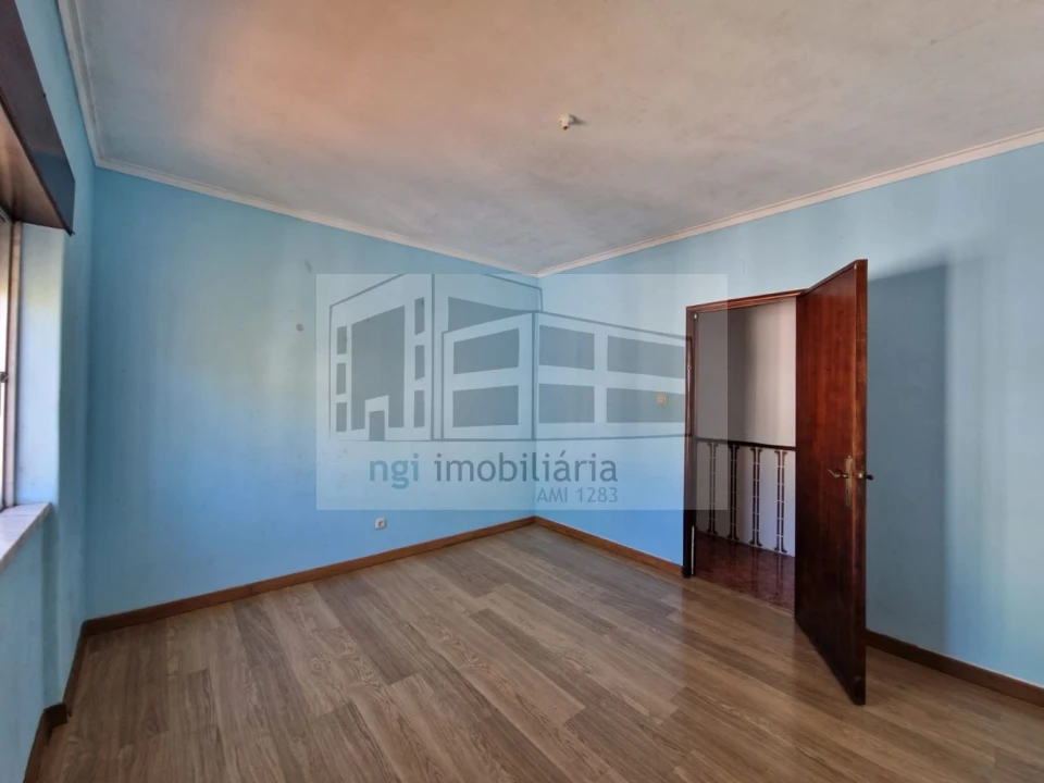 Apartamento T2 para Venda em Odivelas Foto 12