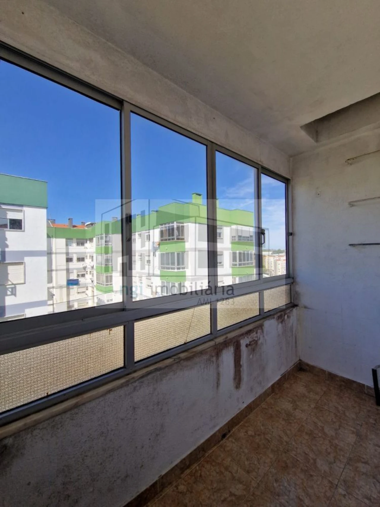 Apartamento T2 para Venda em Odivelas Foto 7