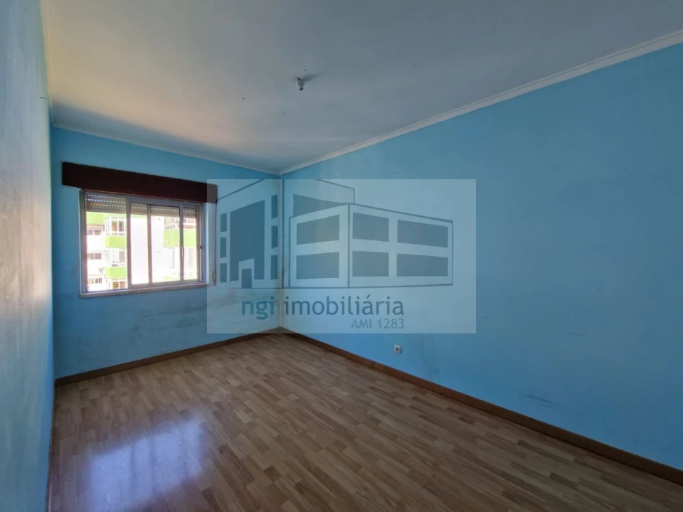 Apartamento T2 para Venda em Odivelas Foto 18
