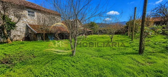 Moradia T2 para Venda em Armil