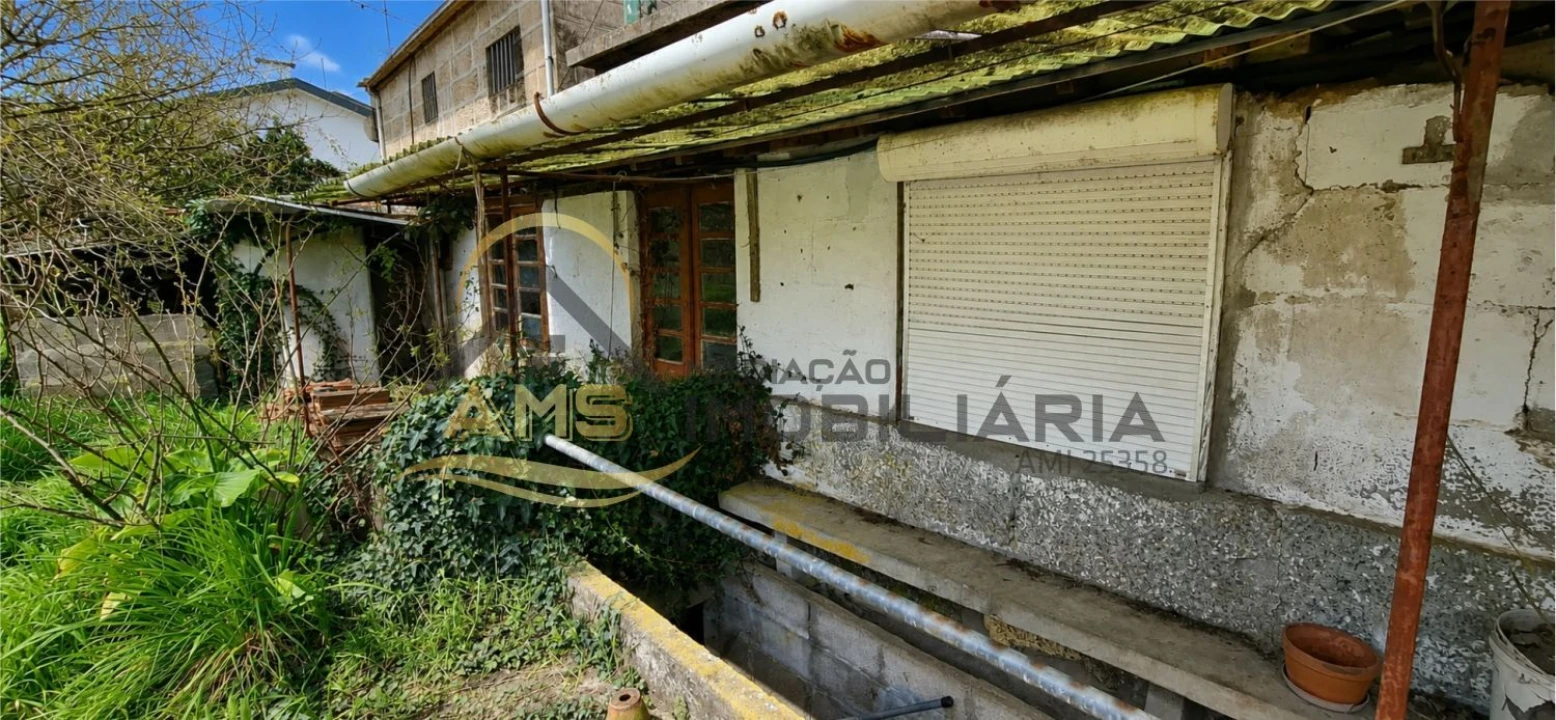 Moradia T2 para Venda em Armil Foto 10