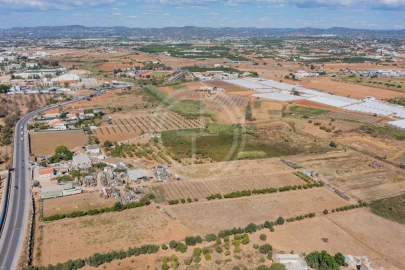 Quinta T10 para Venda em Faro (Sé e São Pedro)
