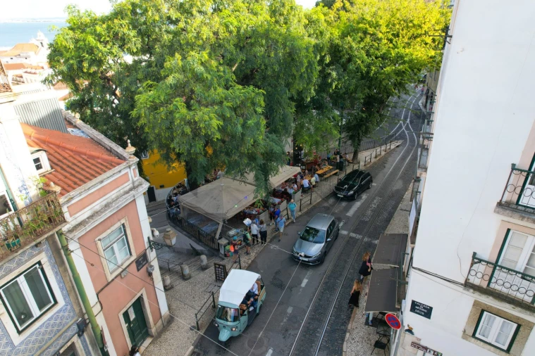 Apartamento T1 para Venda em Santa Maria Maior Foto 24