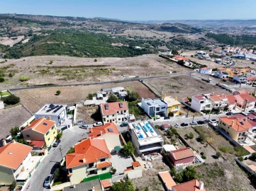 Moradia T4 para Venda em Loures