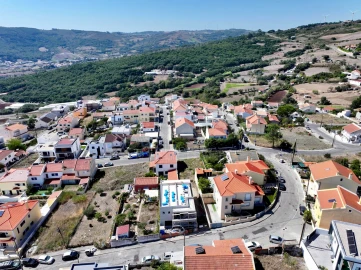Moradia T4 para Venda em Loures