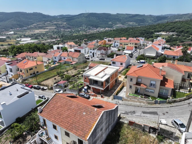 Moradia T4 para Venda em Loures Foto 6