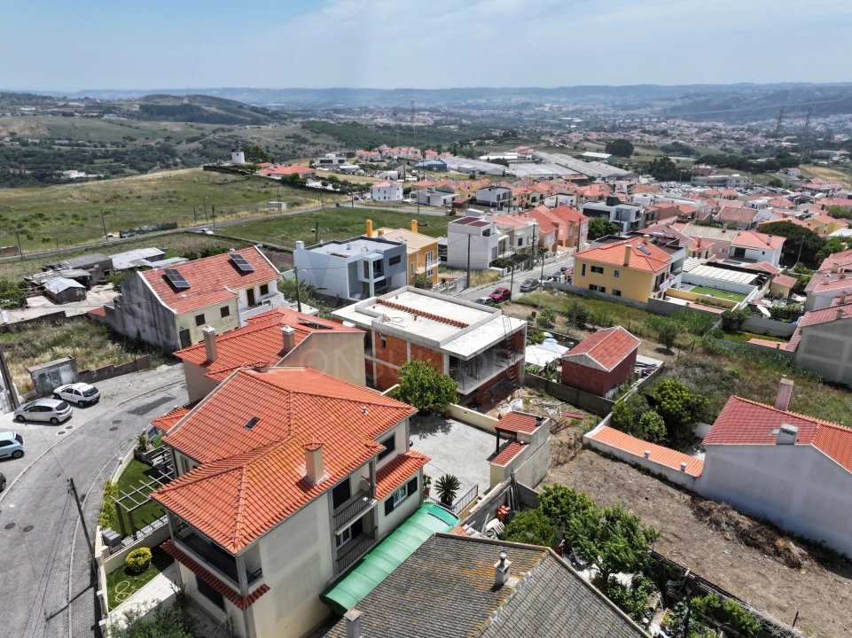Moradia T4 para Venda em Loures Foto 12