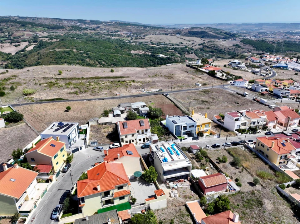 Moradia T4 para Venda em Loures Foto 1
