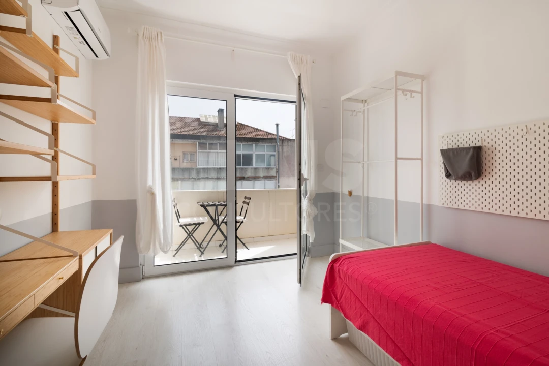 Apartamento T3 para Venda em Caparica e Trafaria Foto 4