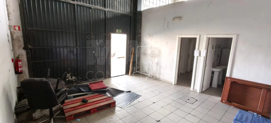 Loja para Venda em Samora Correia Foto 12