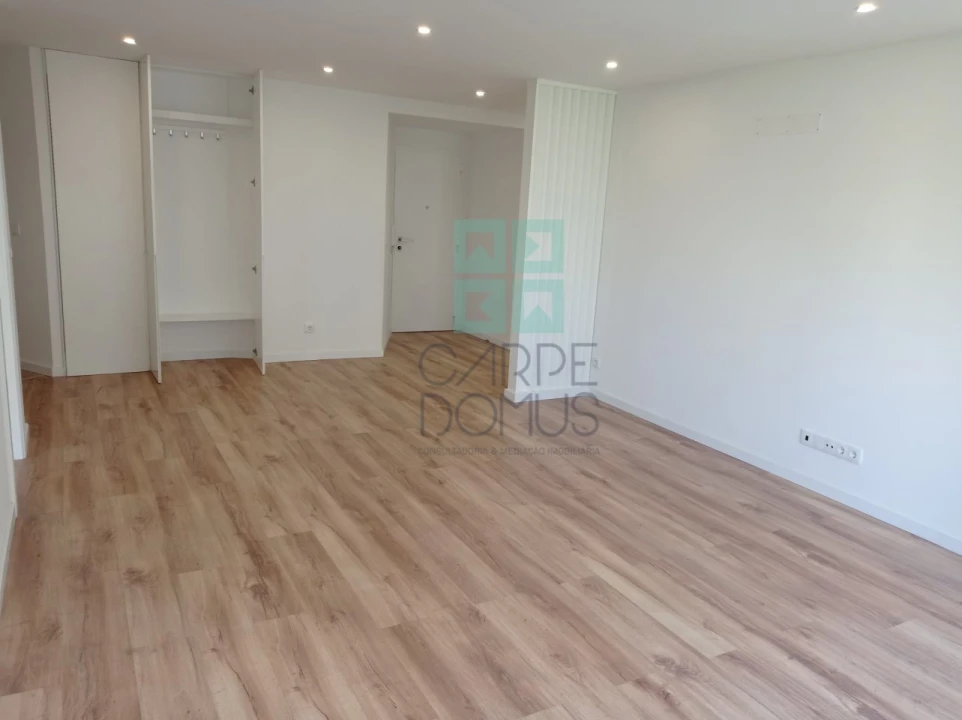 Apartamento T3 para Venda em Lumiar Foto 2