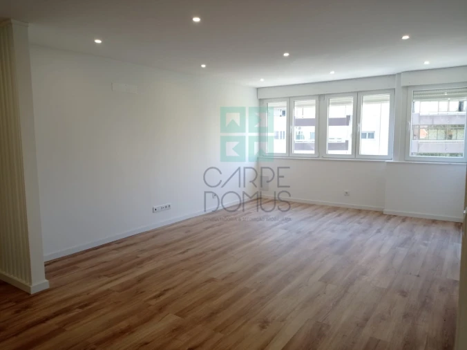 Apartamento T3 para Venda em Lumiar Foto 5