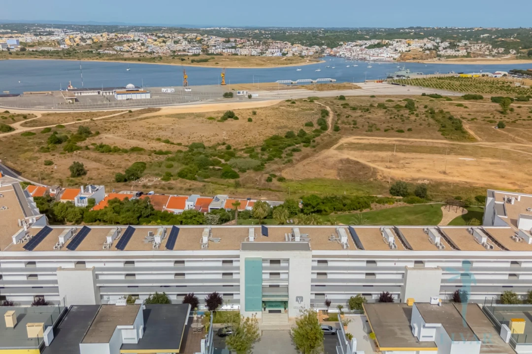 Apartamento T1 para Venda em Portimão Foto 12