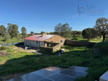 Quinta T5 para Venda em Abela