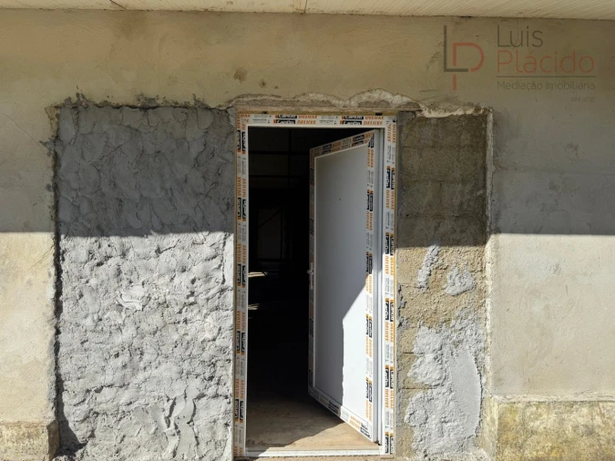 Quinta T5 para Venda em Abela Foto 32