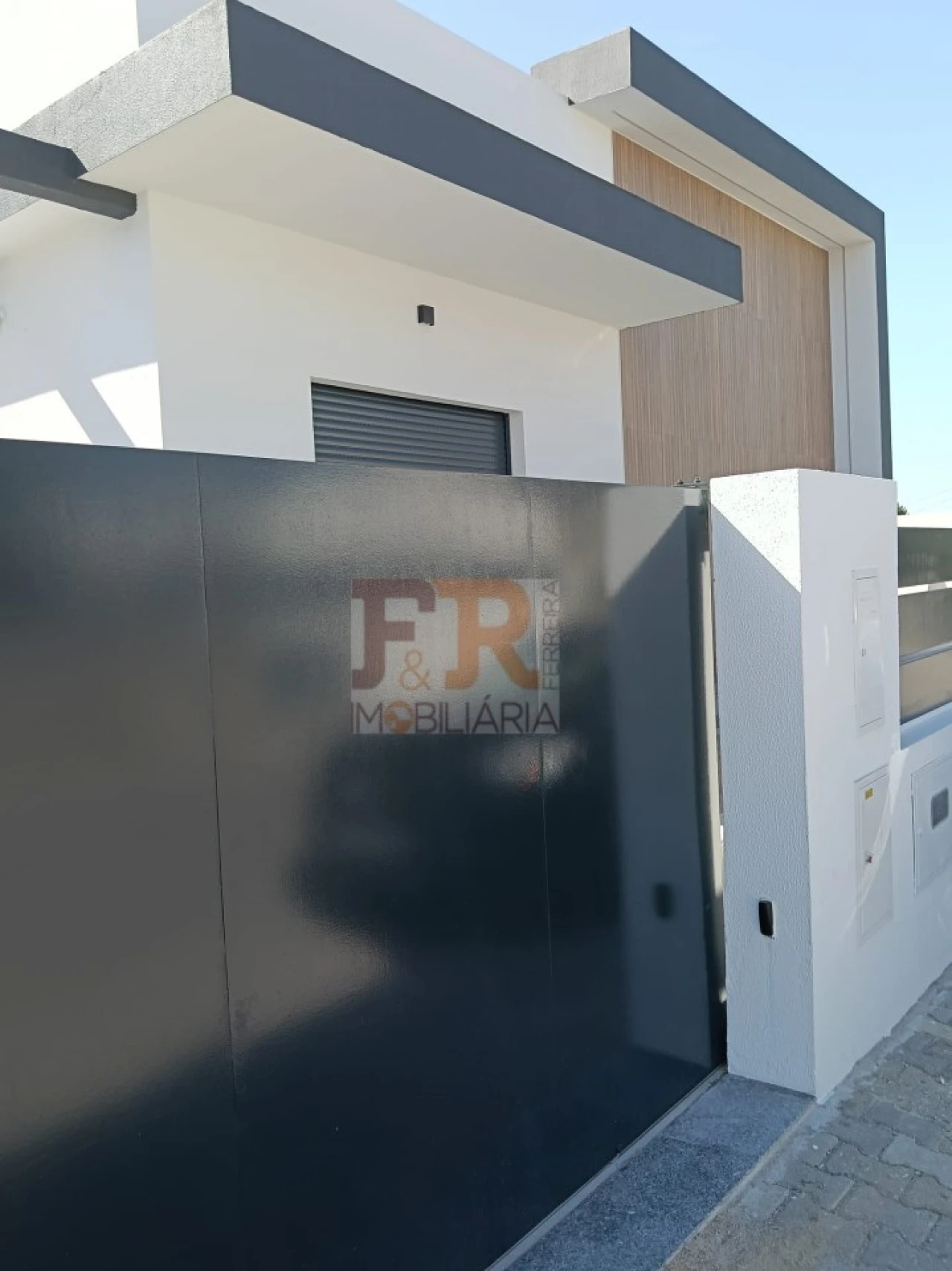 Moradia T4 para Venda em Fernao Ferro Foto 4
