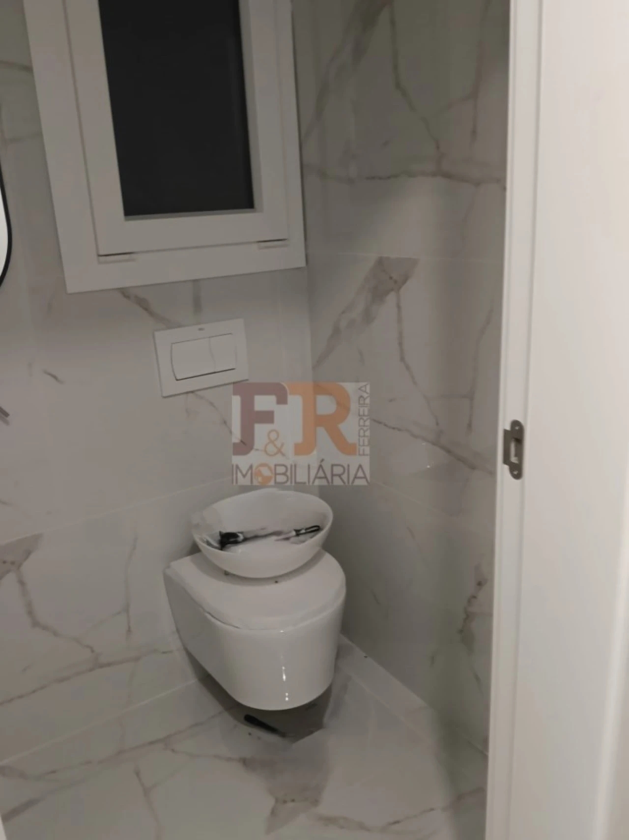 Moradia T4 para Venda em Fernao Ferro Foto 19