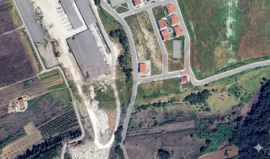 Terreno para Venda em Porto de Mós - São João Baptista e São Pedro Foto 2