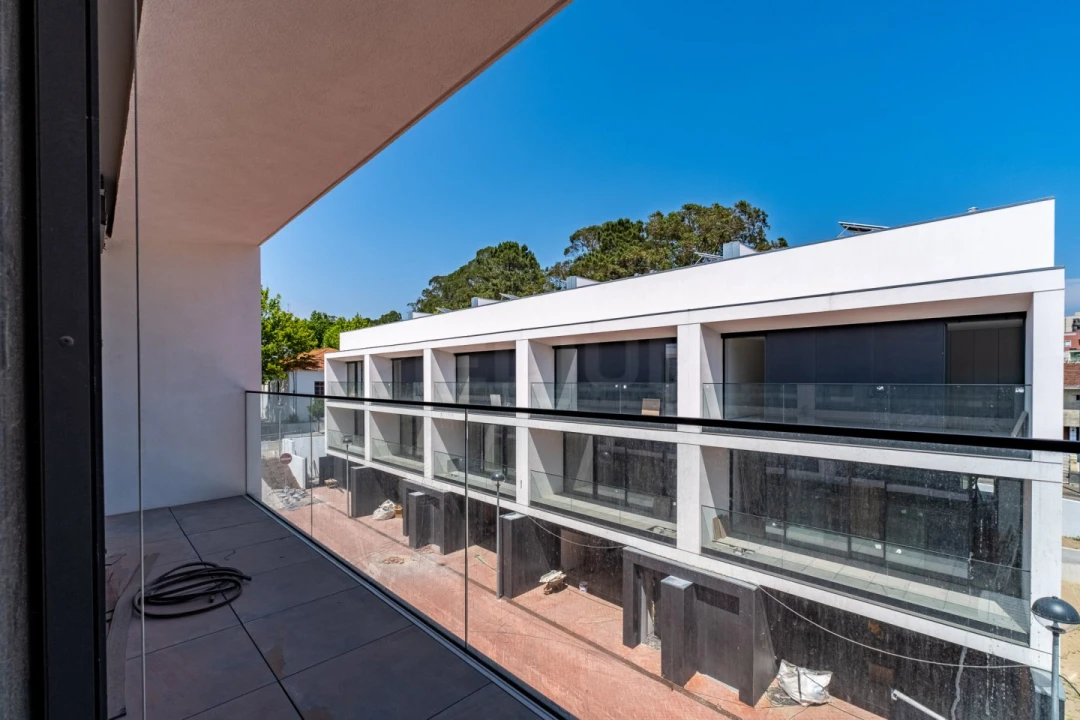 Moradia T4 para Venda em Cidade da Maia Foto 2