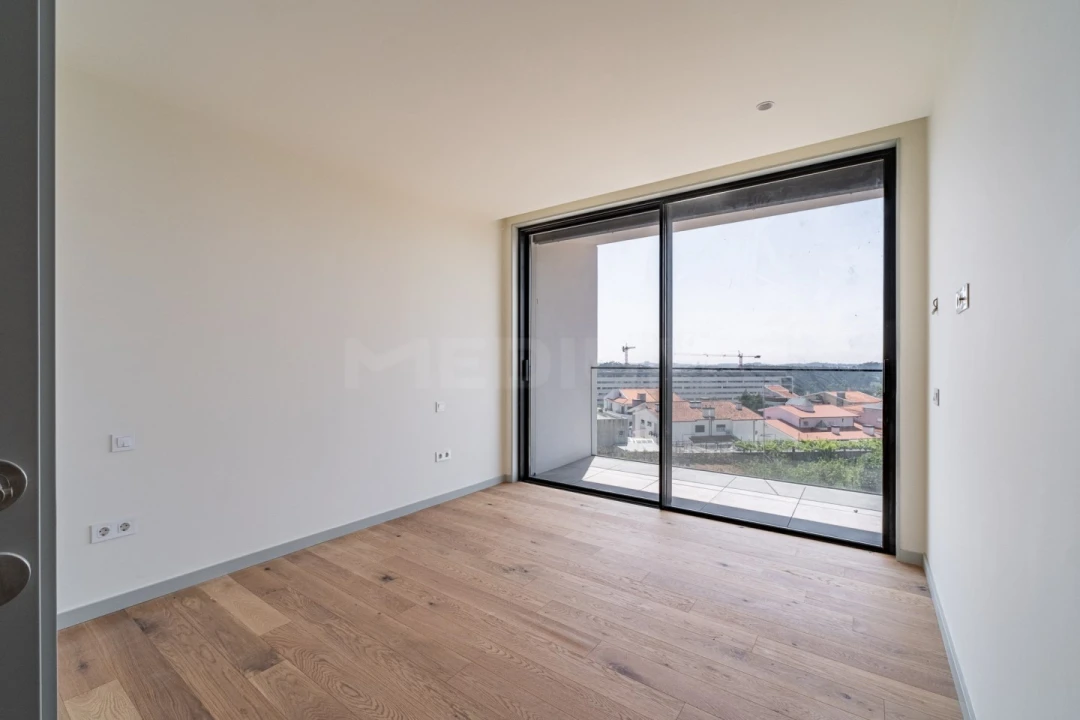 Moradia T4 para Venda em Cidade da Maia Foto 17