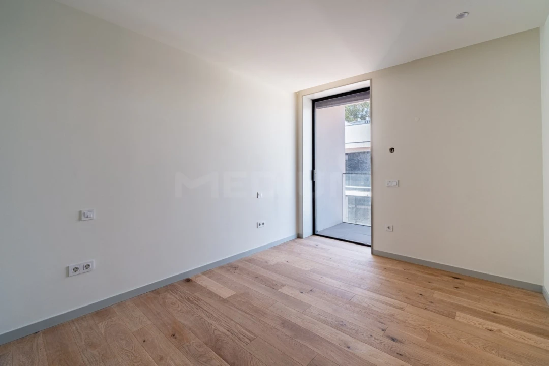 Moradia T4 para Venda em Cidade da Maia Foto 21