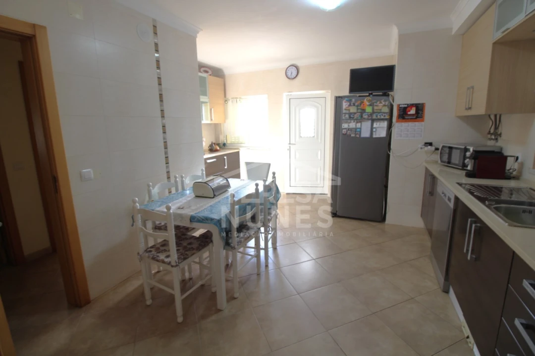 Moradia T6 para Venda em Fernao Ferro Foto 17