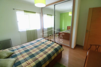Moradia T6 para Venda em Fernao Ferro