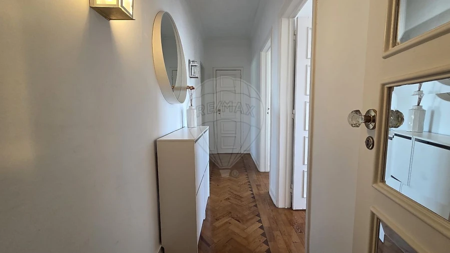 Apartamento T4 para Arrendamento em Alvalade Foto 14