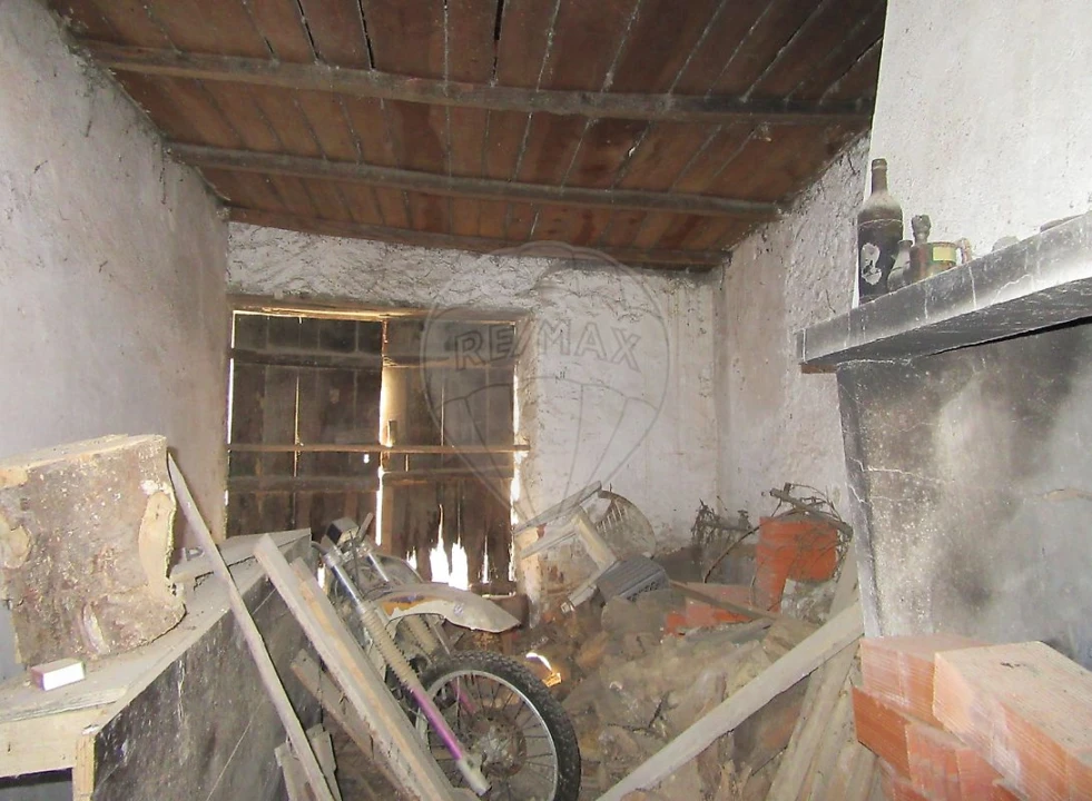 Moradia T2 para Venda em Assentiz Foto 21