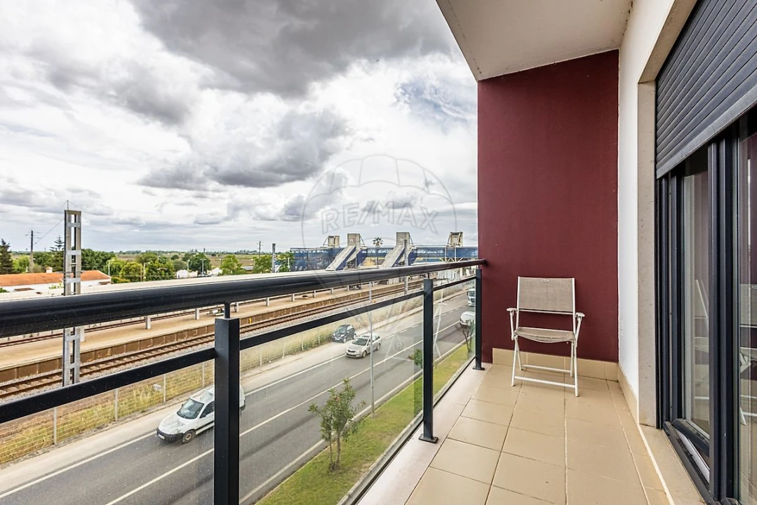 Apartamento T3 para Venda em Azambuja Foto 31