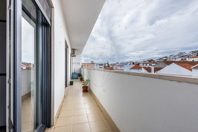 Apartamento T3 para Venda em Azambuja