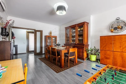 Apartamento T3 para Venda em Azambuja