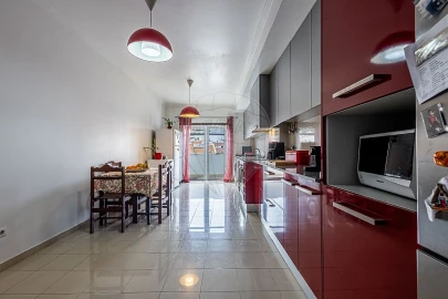 Apartamento T3 para Venda em Azambuja