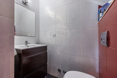 Apartamento T3 para Venda em Azambuja