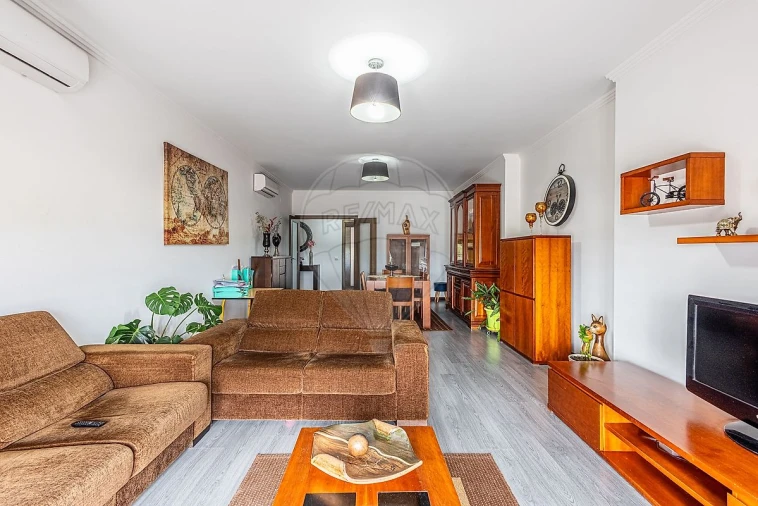 Apartamento T3 para Venda em Azambuja Foto 32