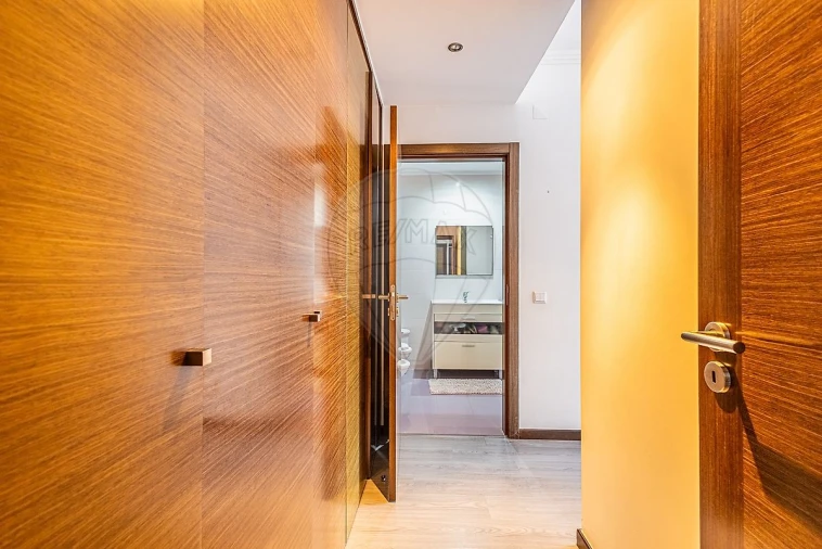 Apartamento T3 para Venda em Azambuja Foto 6