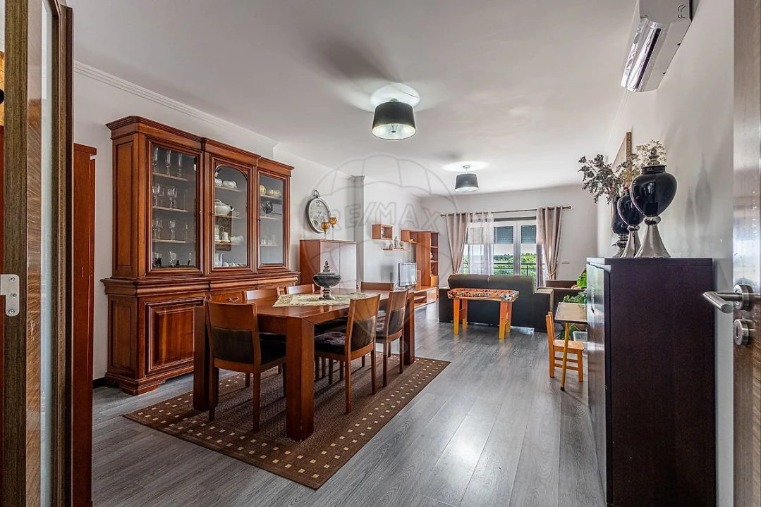Apartamento T3 para Venda em Azambuja Foto 23
