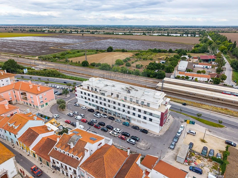 Apartamento T3 para Venda em Azambuja Foto 3