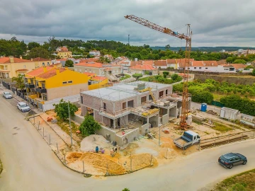 Moradia T4 para Venda em Rio Maior